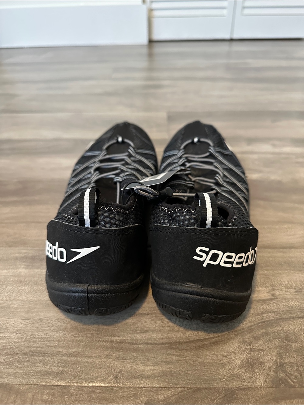 Speedo Men’s Black and White Water Shoes Size 10 NWT - Picture 6 of 8
